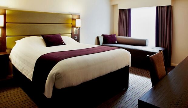 Premier Inn Stroud 斯特劳德 外观 照片